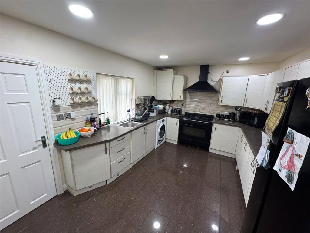 Additional image 5 of Fosbrooke Road, Birmingham, West Midlands, B10