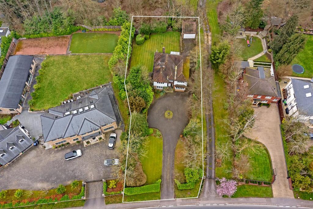 Additional image 39 of Kentish Lane, Brookmans Park