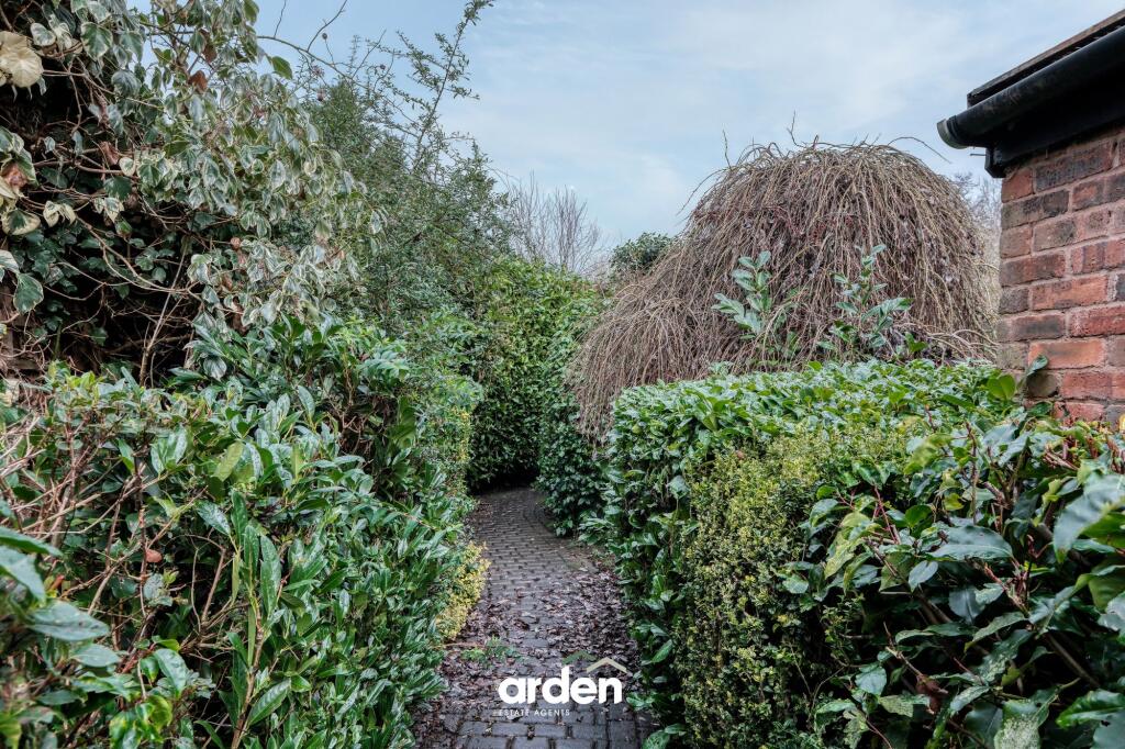 Additional image 19 of Newhouse Lane, Upton Warren, B61