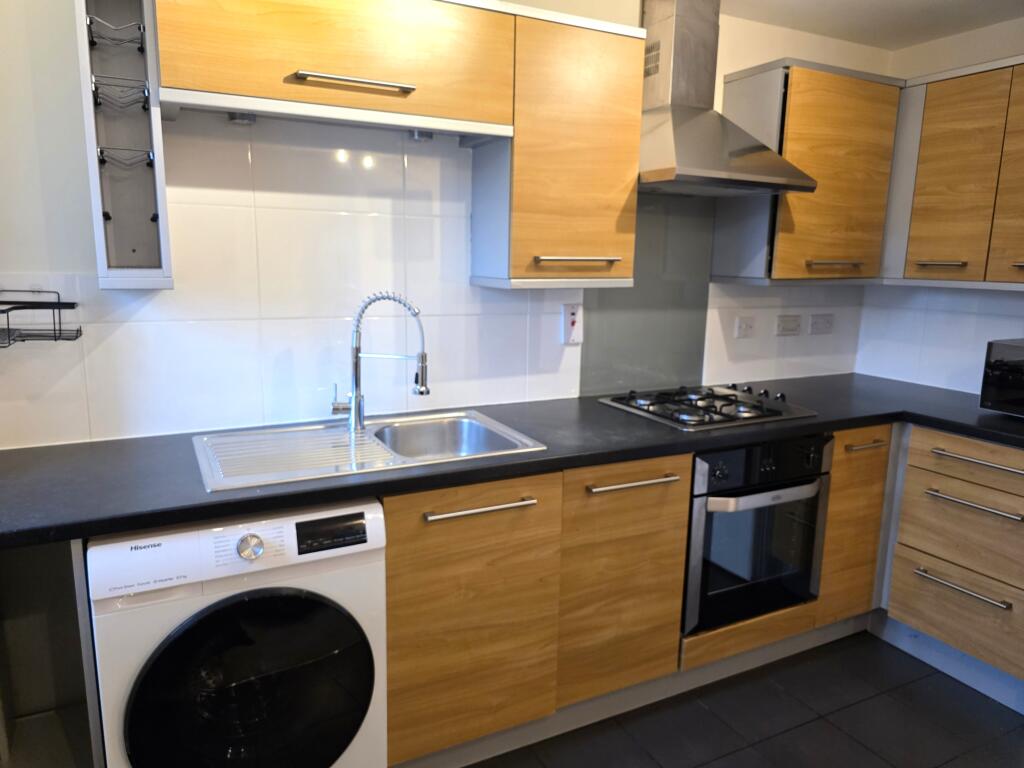 Additional image 4 of Great North Road, HATFIELD