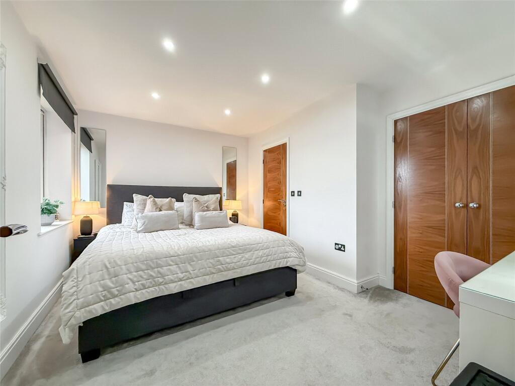 Additional image 6 of Watling House, London Road, St. Albans, Hertfordshire, AL1