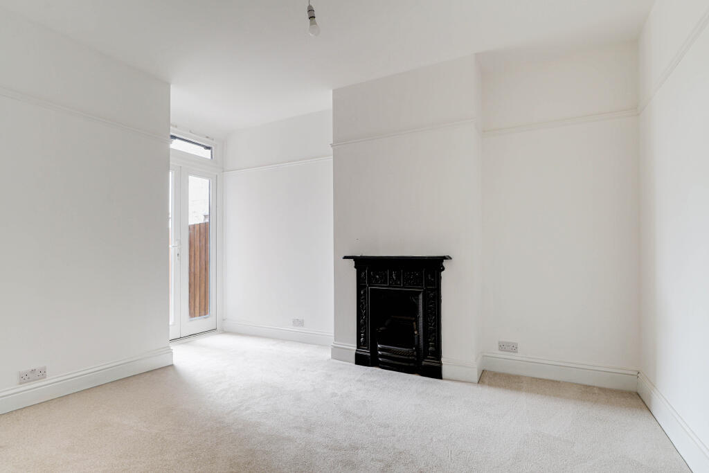 Additional image 4 of Gombards, St Albans, AL3