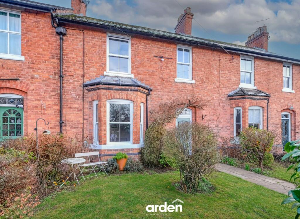 South Crescent, Bromsgrove, B60