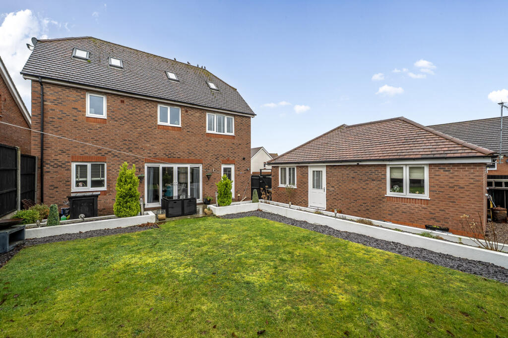 Additional image 14 of Engine Close, Bromsgrove, B60