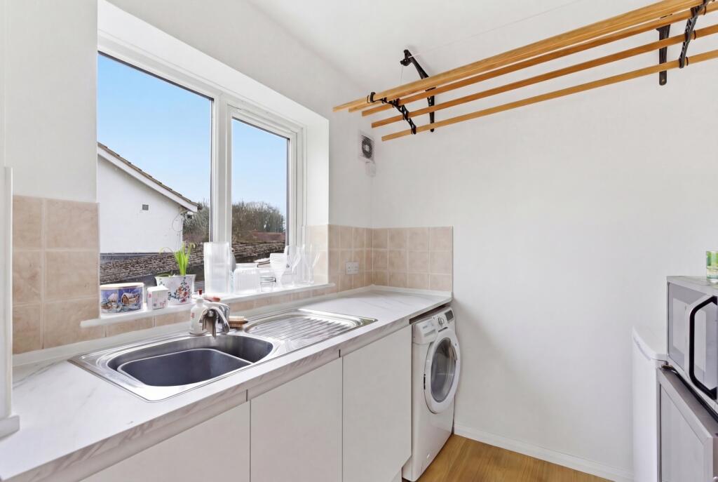 Additional image 11 of Evans Grove, St. Albans, Hertfordshire, AL4