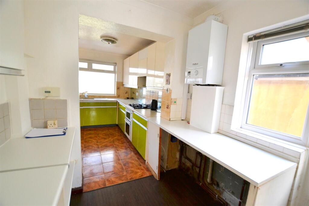 Additional image 16 of Selwyn Crescent, Ellenbrook