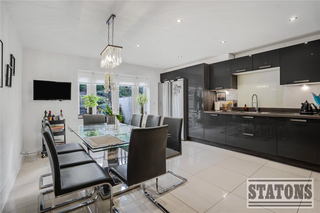 Additional image 4 of Green Close, Brookmans Park, Hertfordshire, AL9