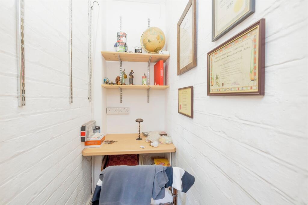 Additional image 13 of Station Road, Bricket Wood, St. Albans