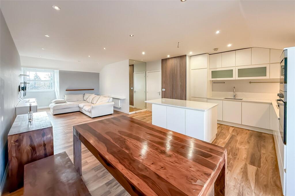 Russet Drive, St. Albans, Hertfordshire, AL4