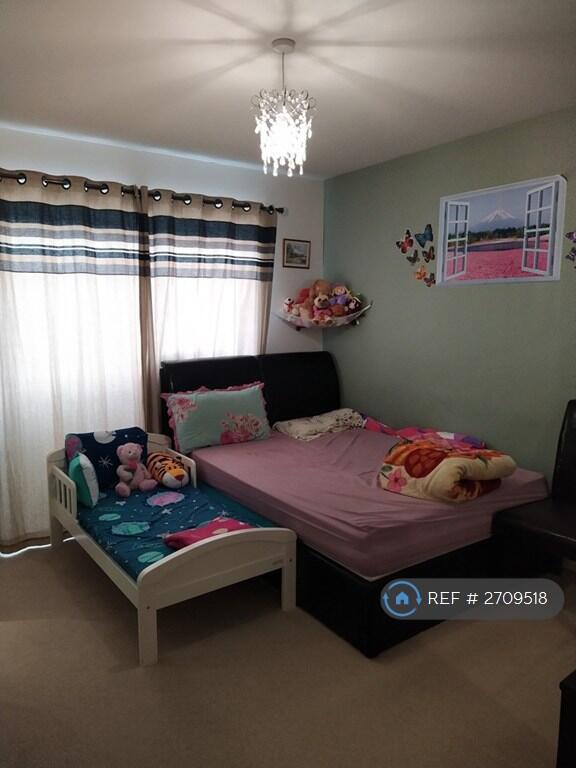 Additional image 7 of Town Centre, Hatfield, AL10