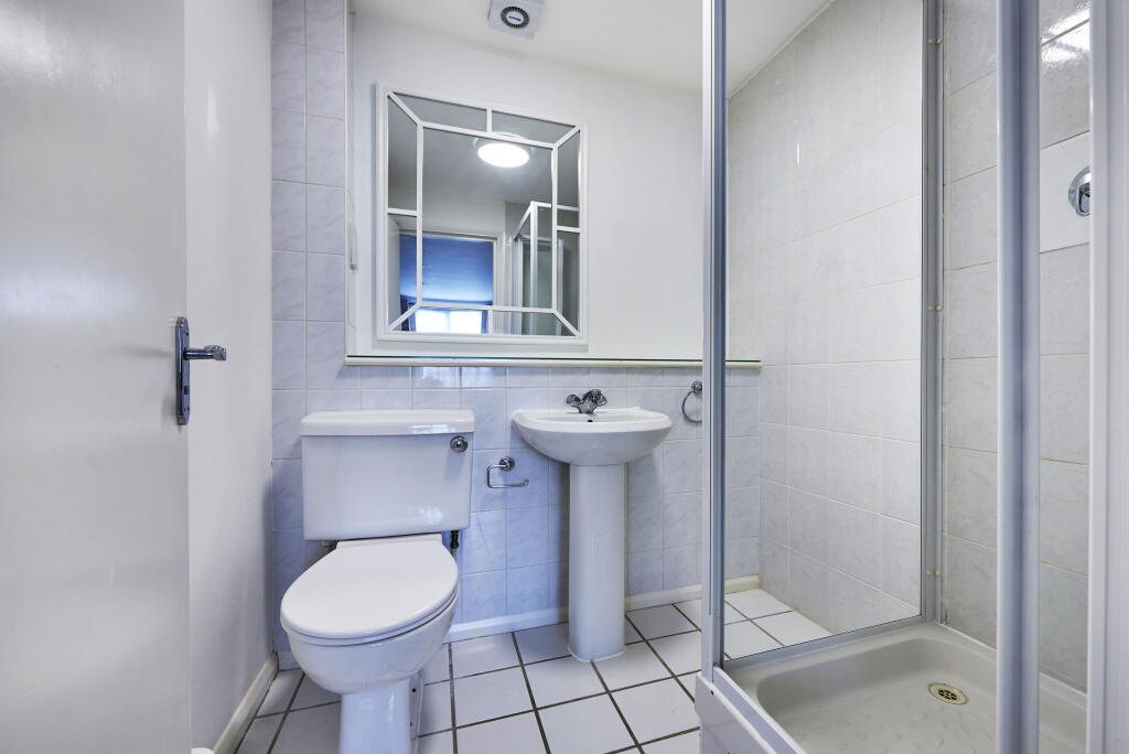 Additional image 9 of Dexter Close, St Albans, Herts, AL1