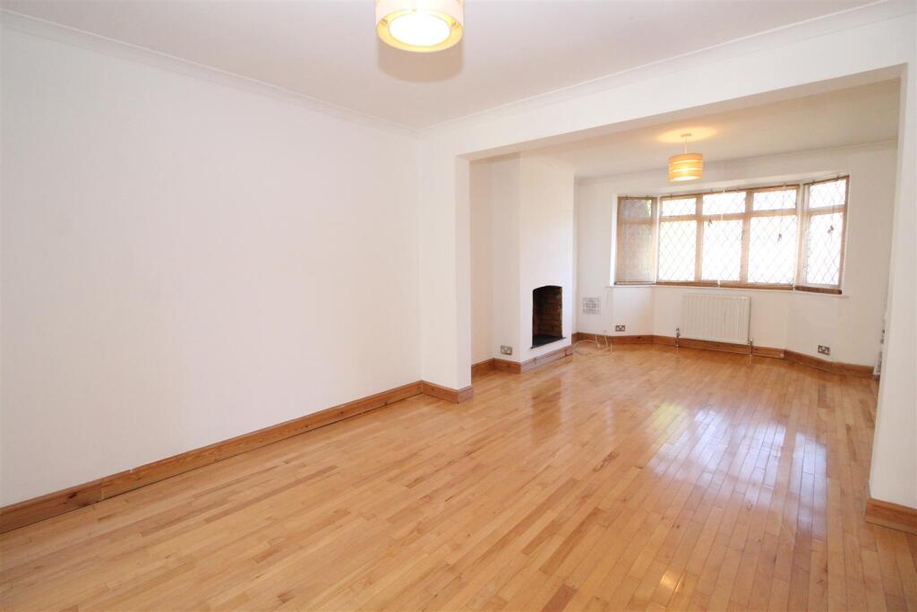 Additional image 2 of Roestock Gardens, Colney Heath, St. Albans