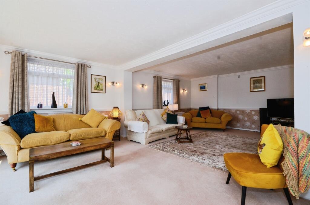 Additional image 14 of Old Watling Street, Flamstead, St. Albans