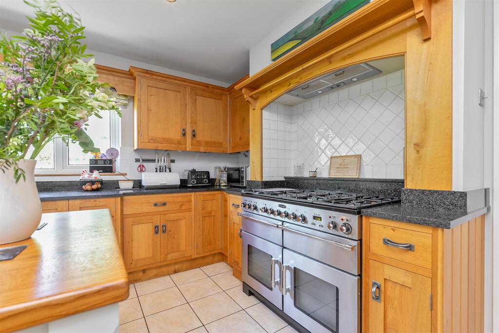 Additional image 8 of The Park, St. Albans