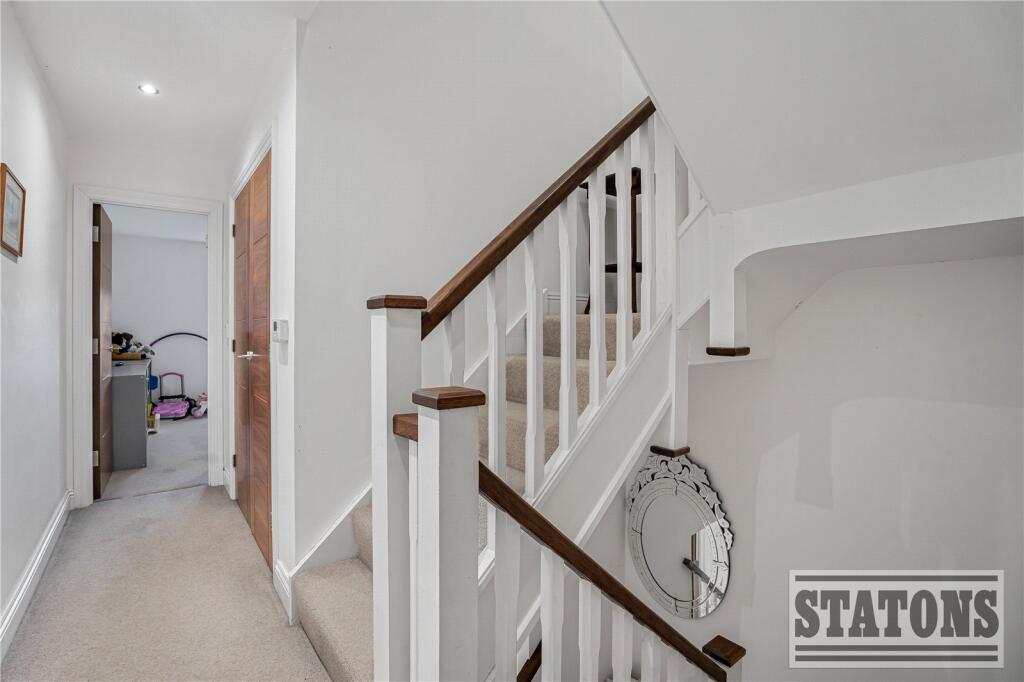 Additional image 11 of Green Close, Brookmans Park, Hertfordshire, AL9