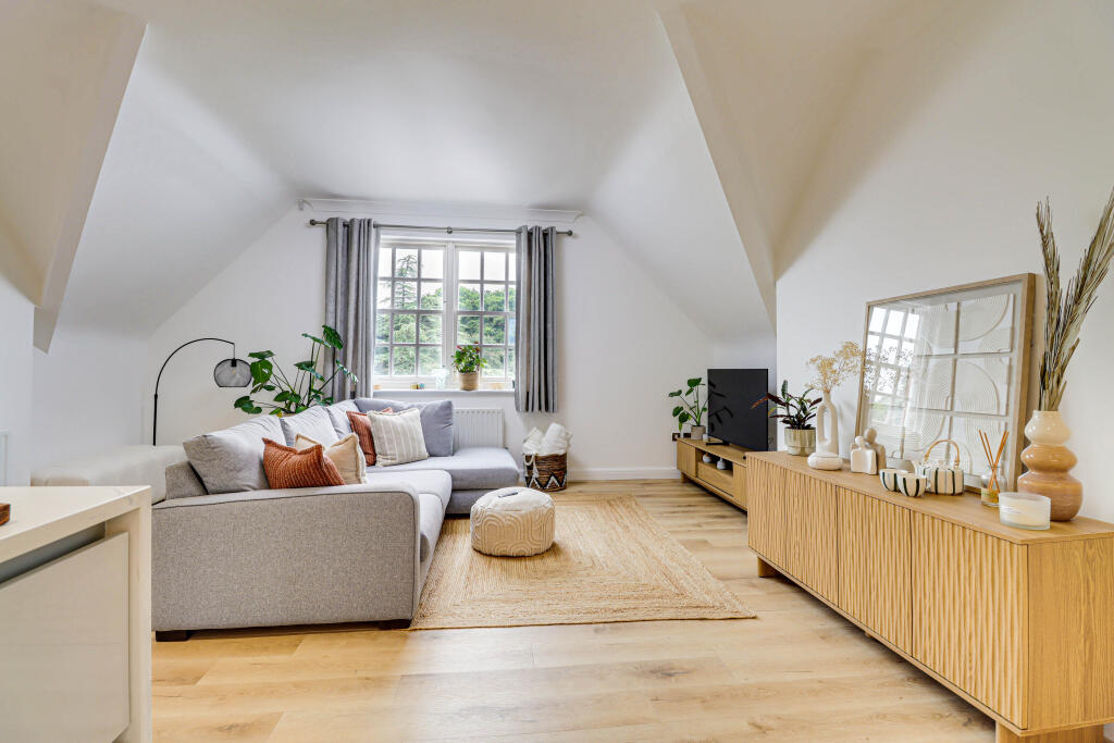 Additional image 16 of Boyes Crescent, London Colney, AL2