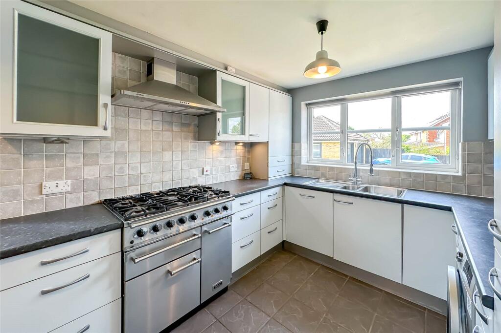 Additional image 7 of Otterton Close, Harpenden, Hertfordshire, AL5