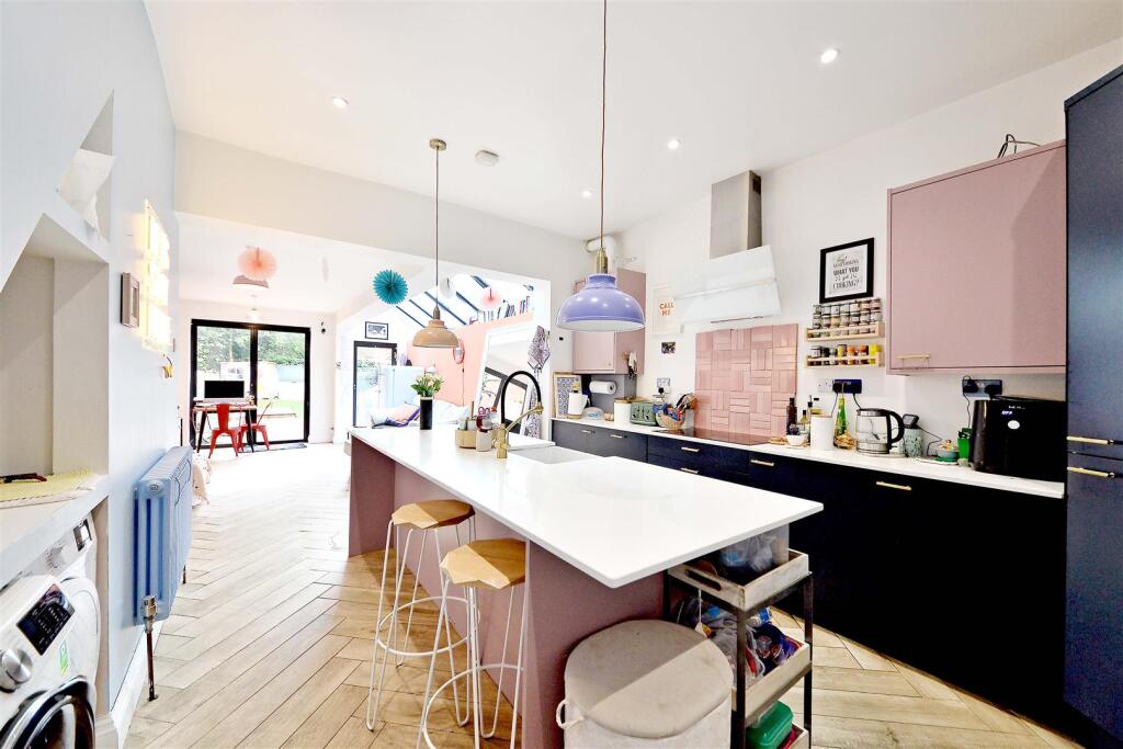 Additional image 2 of First Avenue, Selly Park