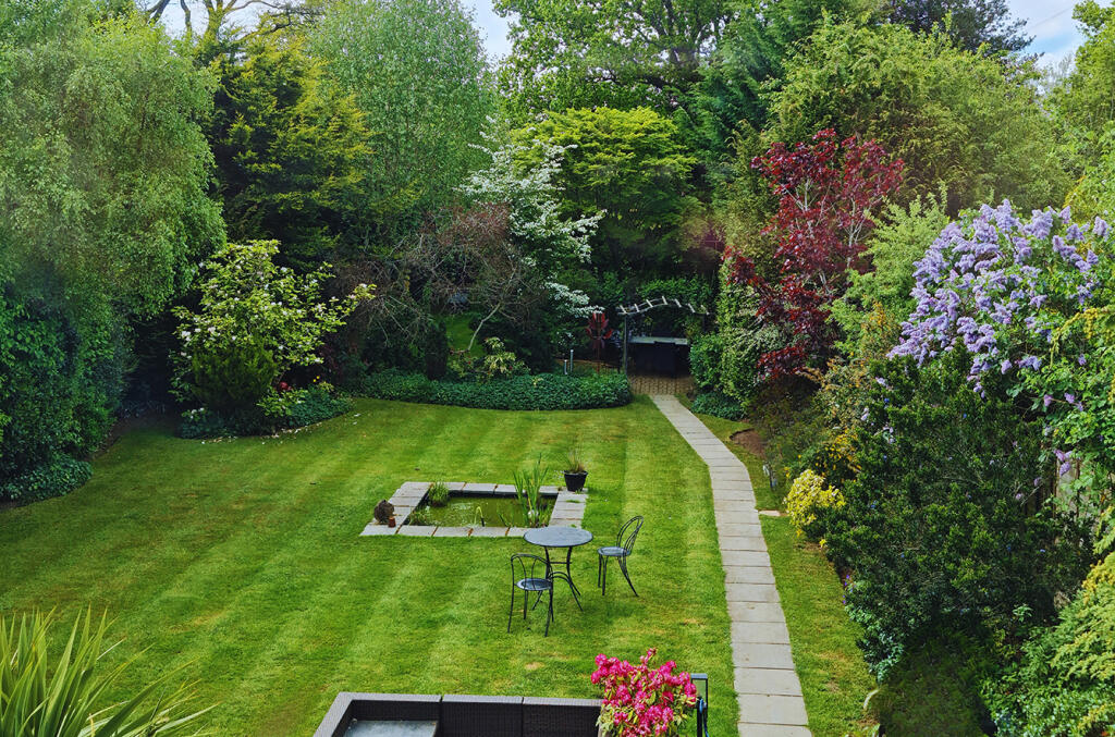 Additional image 2 of Pickford Road, Markyate, AL3