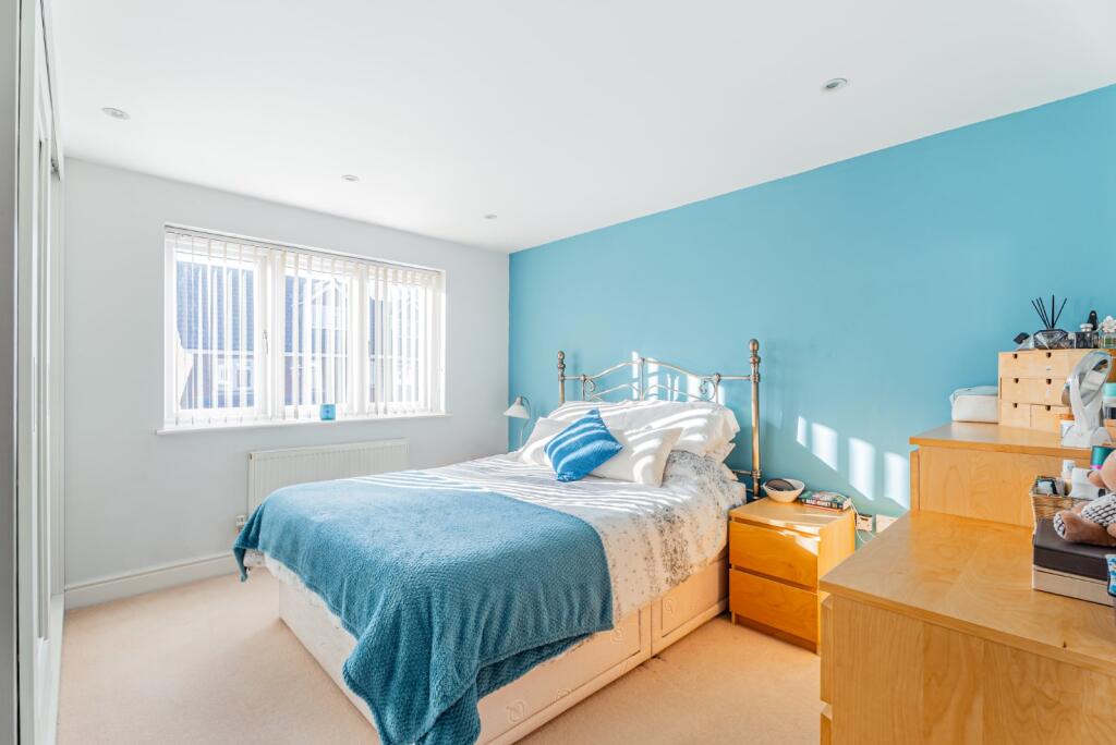 Additional image 9 of Cedarwood Drive, St. Albans, Hertfordshire, AL4