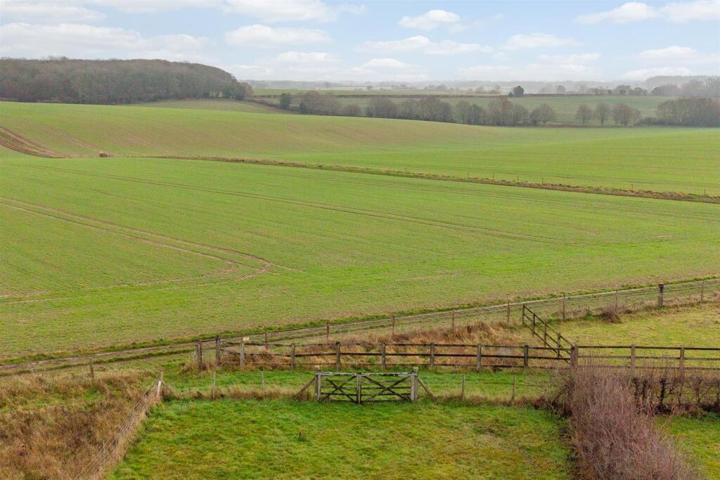 Additional image 27 of Godfries Close, Tewin, Welwyn