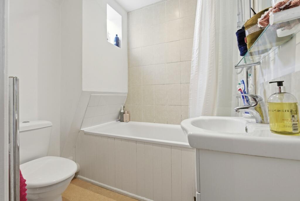 Additional image 5 of Avenue Road, St. Albans, Hertfordshire, AL1