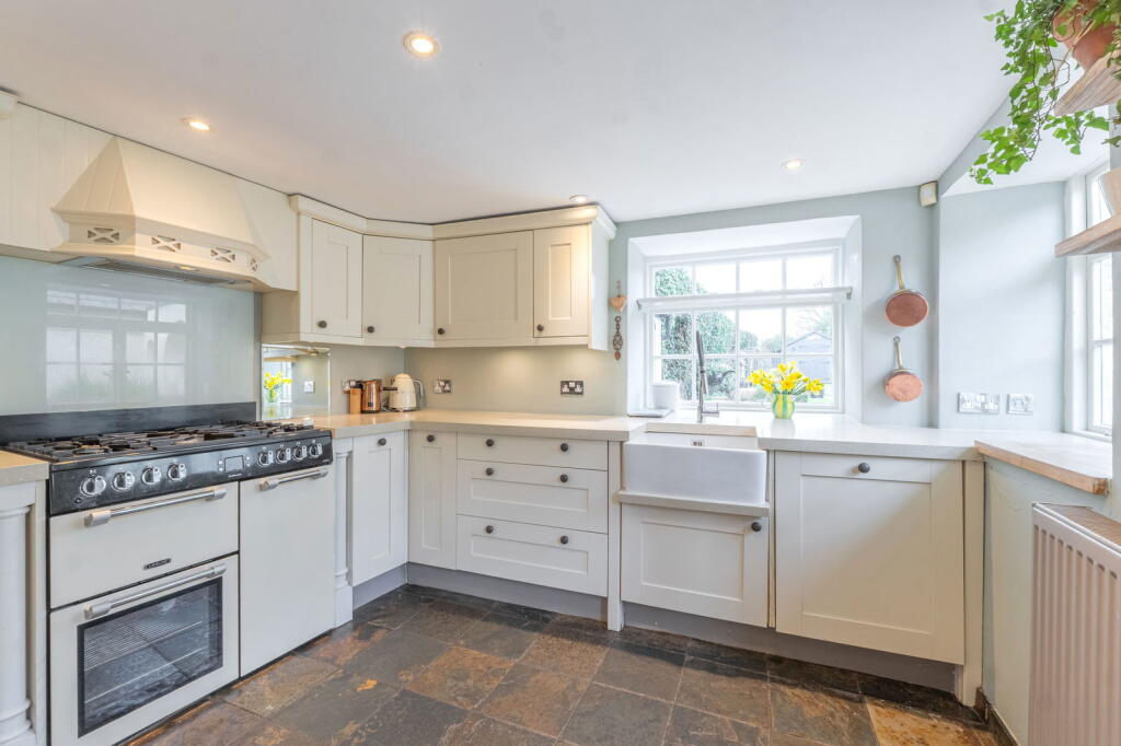 Additional image 11 of Avonbury House,  High Street, Bidford-on-Avon B50 4BU