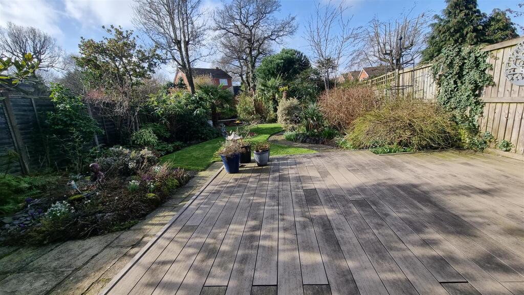 Additional image 12 of Lee Road, Hollywood