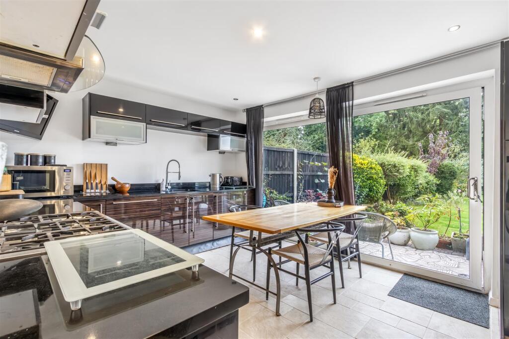 Additional image 4 of Bell Lane, Brookmans Park