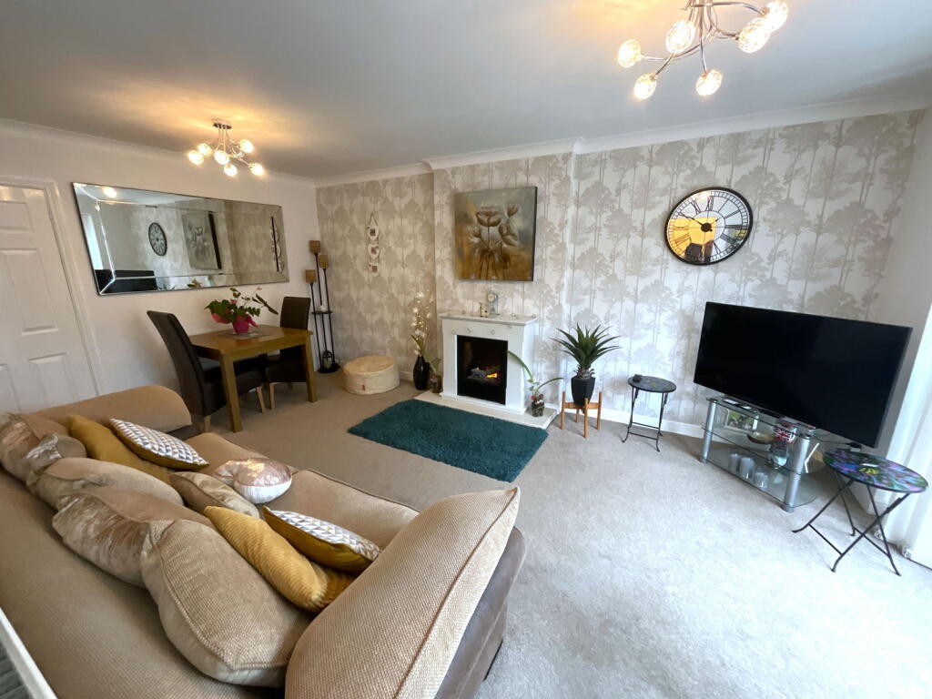 Additional image 16 of CRADLEY HEATH, Higgs Field Crescent