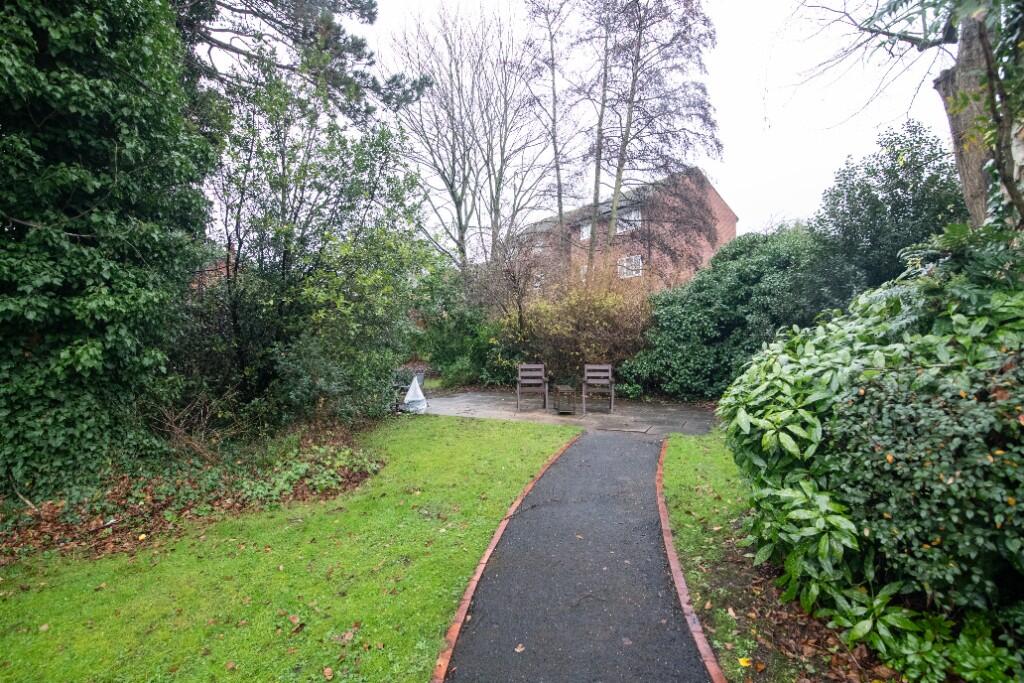 Additional image 17 of The Strand, Bromsgrove, Worcestershire, B61