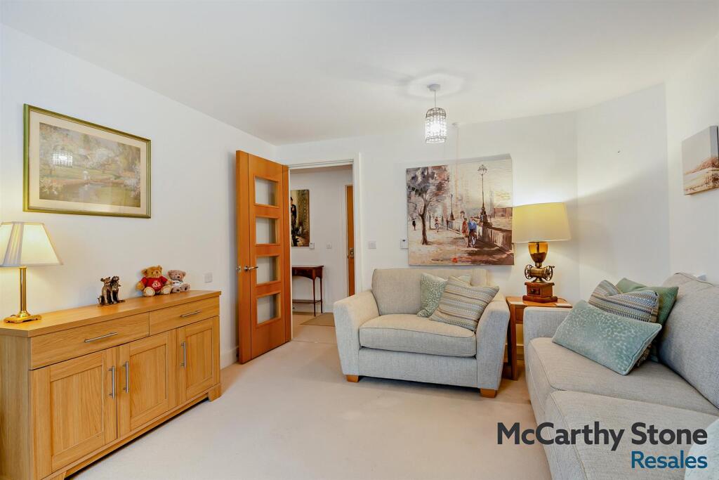 Additional image 5 of Peel Court, College Way, Welwyn Garden City, Hertfordshire, AL8 6DG