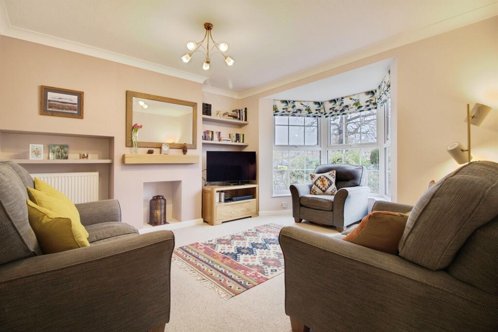 Additional image 26 of Woodhall Lane, Welwyn Garden City