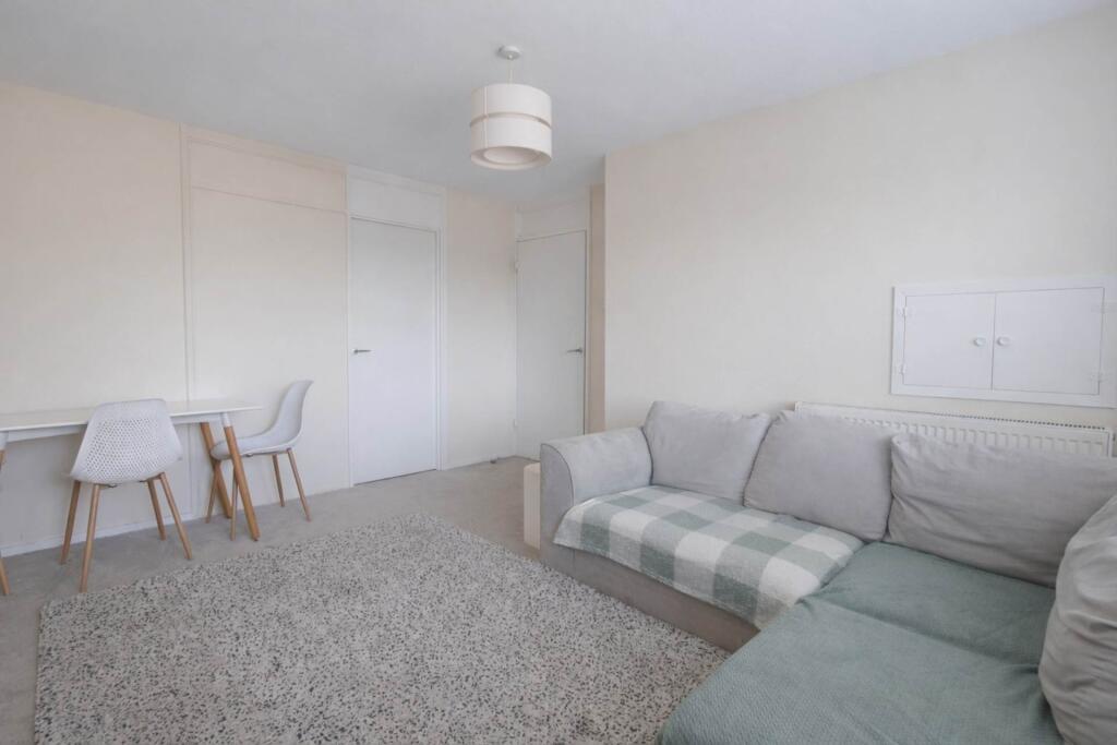 Additional image 5 of Wellfield Close, Hatfield