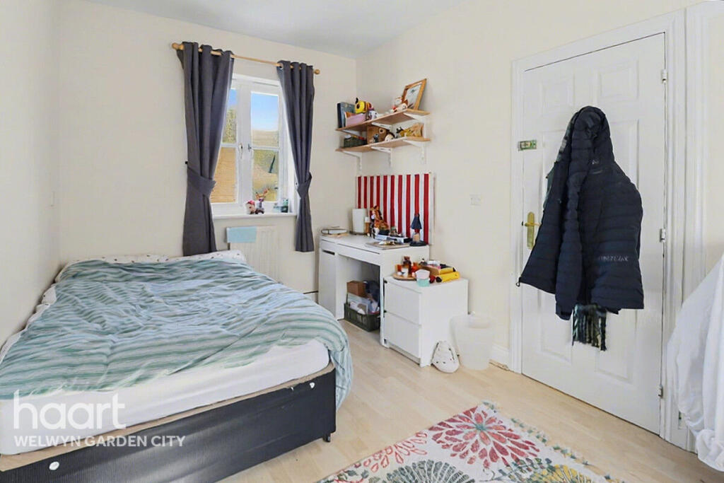 Additional image 12 of Fillingham Way, Hatfield