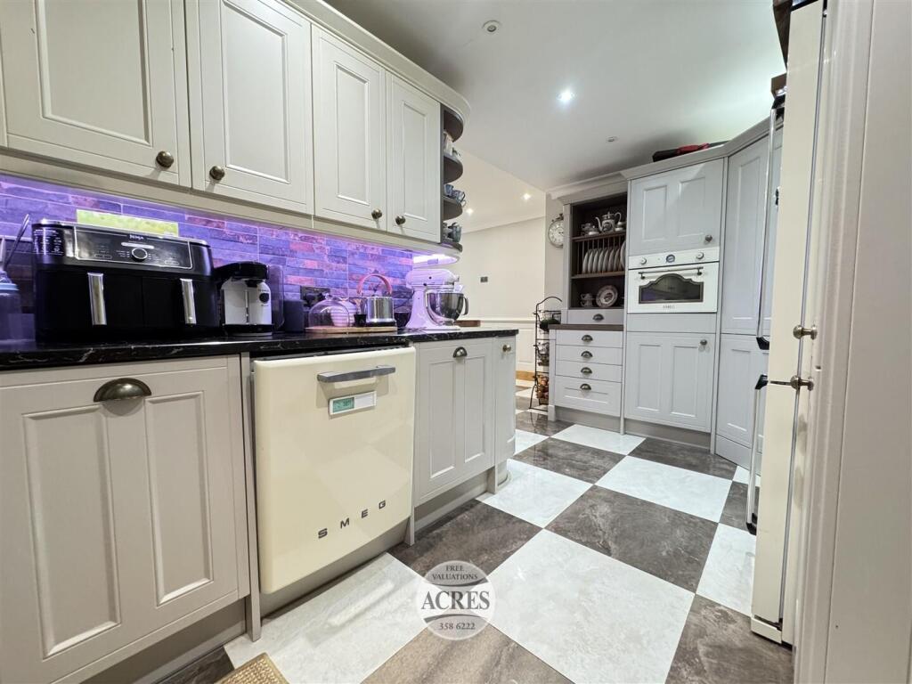 Additional image 27 of Englestede Close, Handsworth Wood, Birmingham