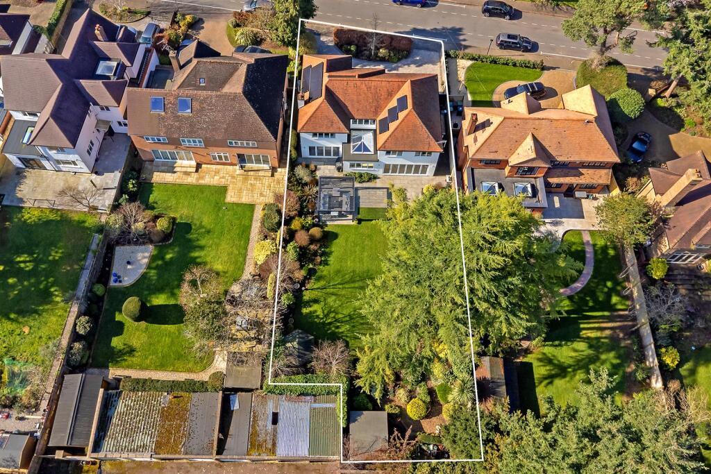 Additional image 30 of Sunderland Avenue, St. Albans