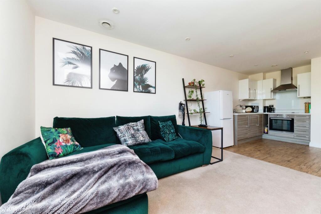 Additional image 18 of Bessemer Road, WELWYN GARDEN CITY