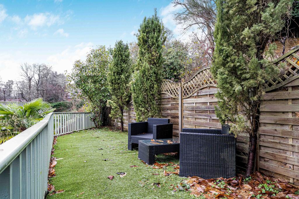 Additional image 21 of Great North Road, Welwyn, AL6