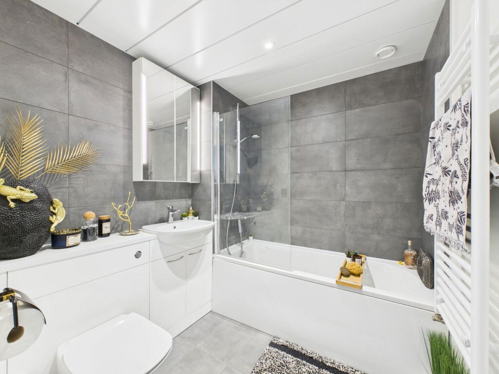 Additional image 12 of Ladybower Road, Worthing, BN13