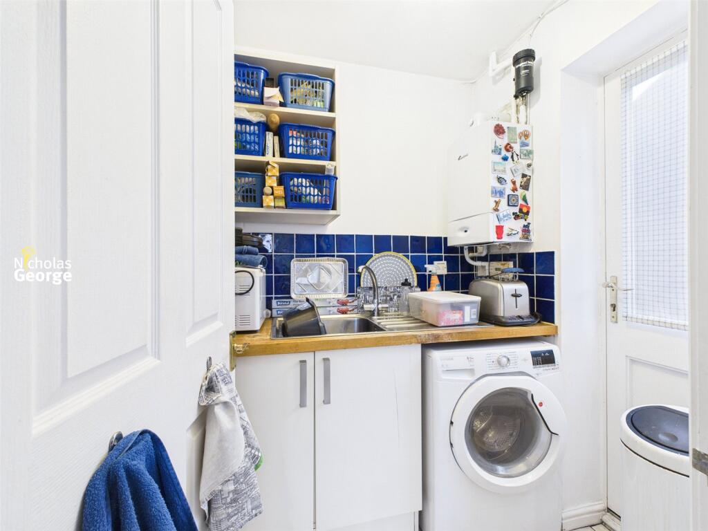 Additional image 26 of Foxes Meadow, Cotteridge, Birmingham, B30