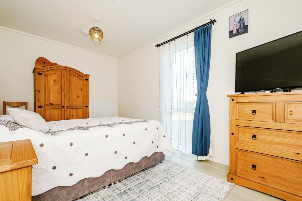 Additional image 2 of 1 Ladybower Road, Worthing, BN13