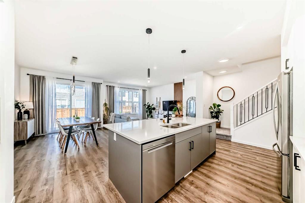 Additional image 5 of 12 Magnolia Crescent SE, Calgary, AB, T3M 3M8