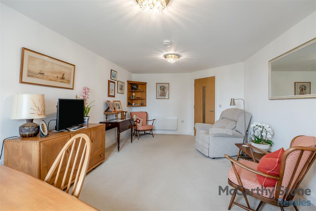 Additional image 10 of 2 bed flat for saleGibson Court, Tattershall Road, Woodhall Spa LN10
