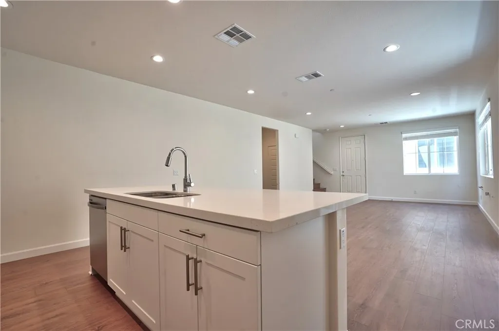 Additional image 5 of 139 Grove Court, Perris, CA 92571