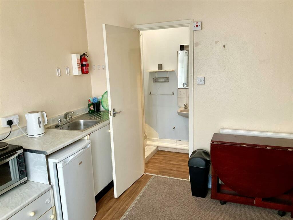 Additional image 3 of London Road, Dover