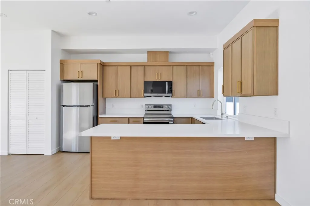 Additional image 6 of 10905 Dalerose Ave Unit B, Inglewood, CA 90304