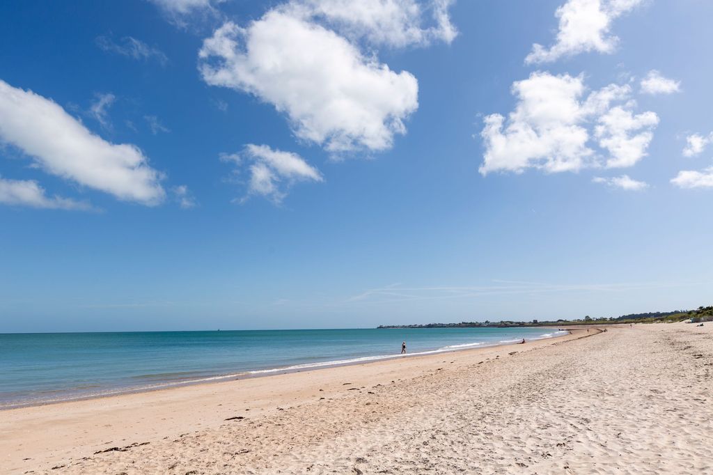 3 bed flat for saleThe Penthouse - Longbeach, St Martin JE3 photo 2