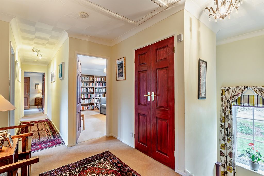 Additional image 17 of 5 bed detached house for saleLeinsters Close, Peterborough PE3