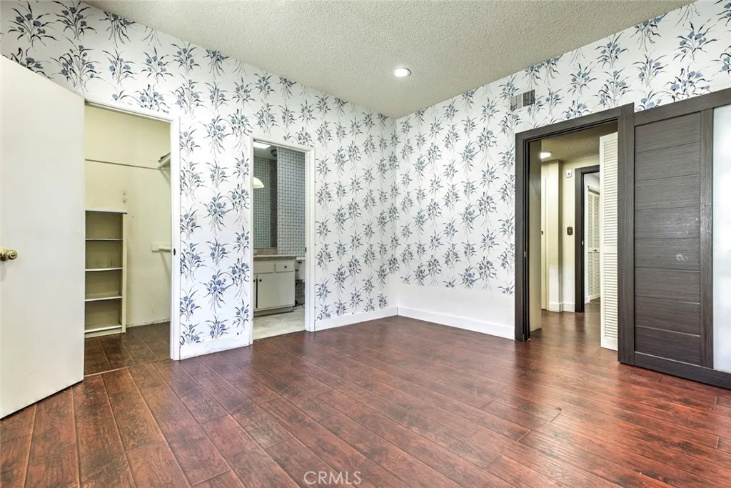 Additional image 42 of 17522 Sherman Way Unit 202, Van Nuys, CA 91406